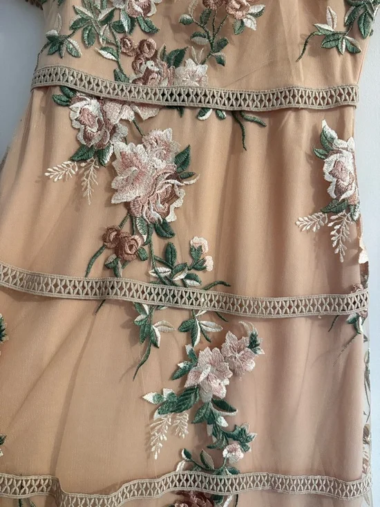 Floral Tulle Dress - Picture 4 of 7